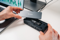 Verbatim CDS-15SSD USB-C Docking Station με HDMI/DisplayPort 4K PD Ethernet και σύνδεση 2 Οθονών Μαύρο