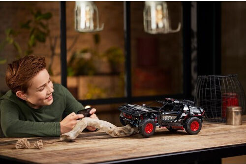 Lego Technic Audi RS Q e-tron για 10+ Ετών 914τμχ Κωδικός: 42160 - Image 8