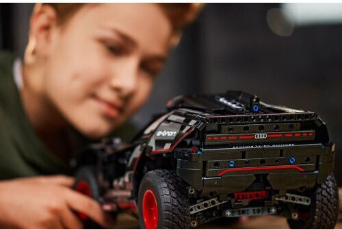 Lego Technic Audi RS Q e-tron για 10+ Ετών 914τμχ Κωδικός: 42160 - Image 9