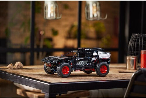 Lego Technic Audi RS Q e-tron για 10+ Ετών 914τμχ Κωδικός: 42160 - Image 10