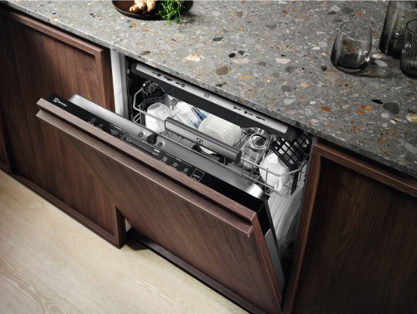 Electrolux Serie 700 EEG68600W Fully built-in 14 place settings A - Image 7