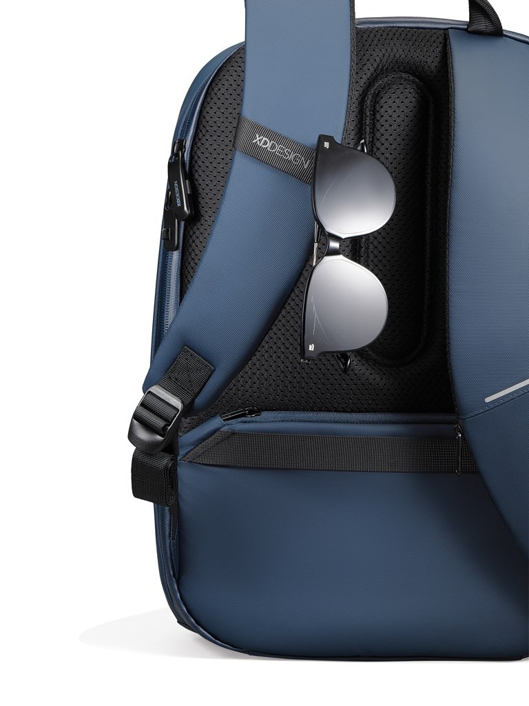 XD DESIGN ANTI-THEFT BACKPACK BOBBY EDGE NAVY P/N: P706.2505 - Image 6