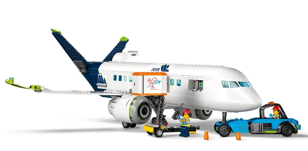 LEGO CITY 60367 PASSENGER AIRPLANE - Image 4